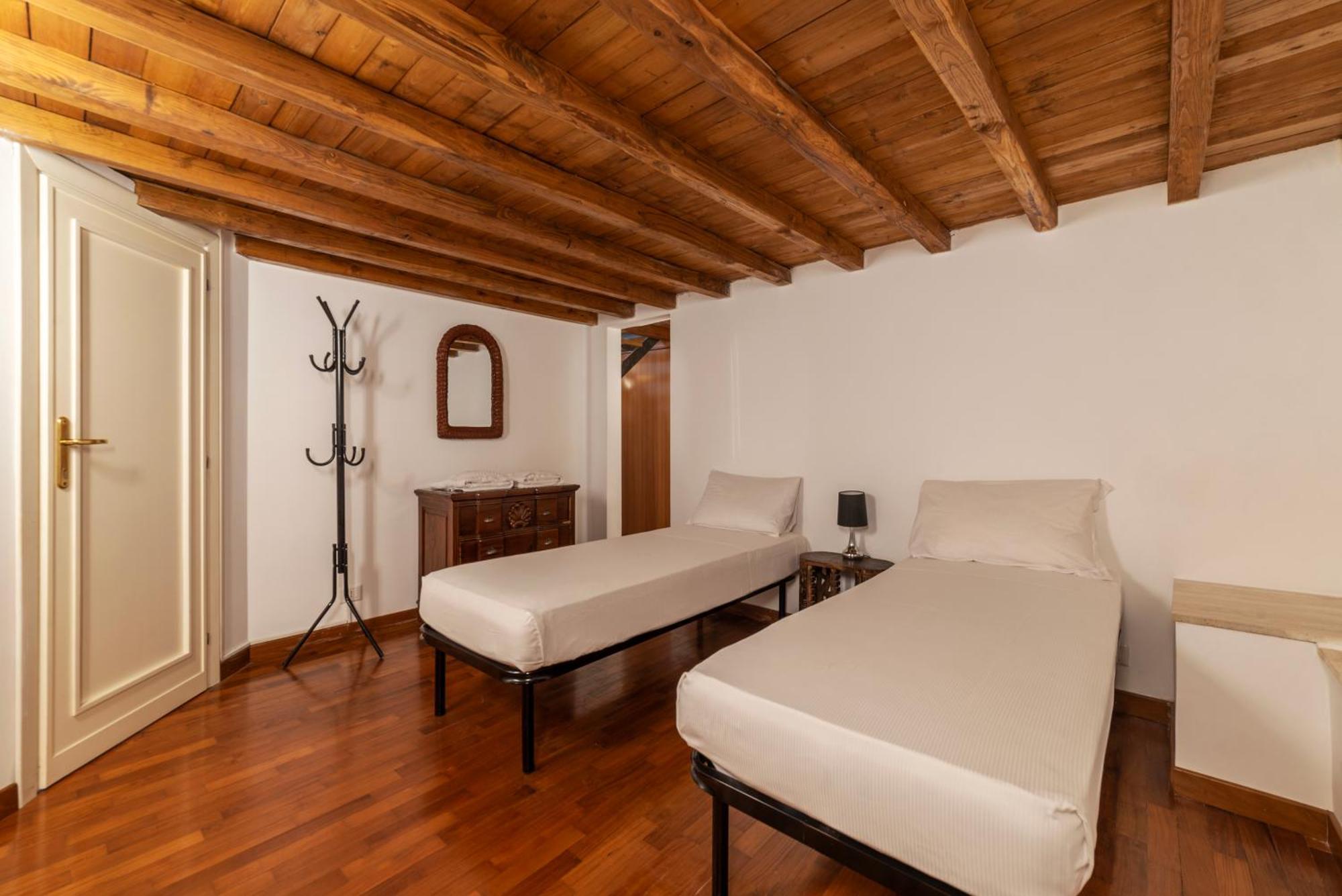 Via Del Lavatore Private Apartments Rome Exterior photo